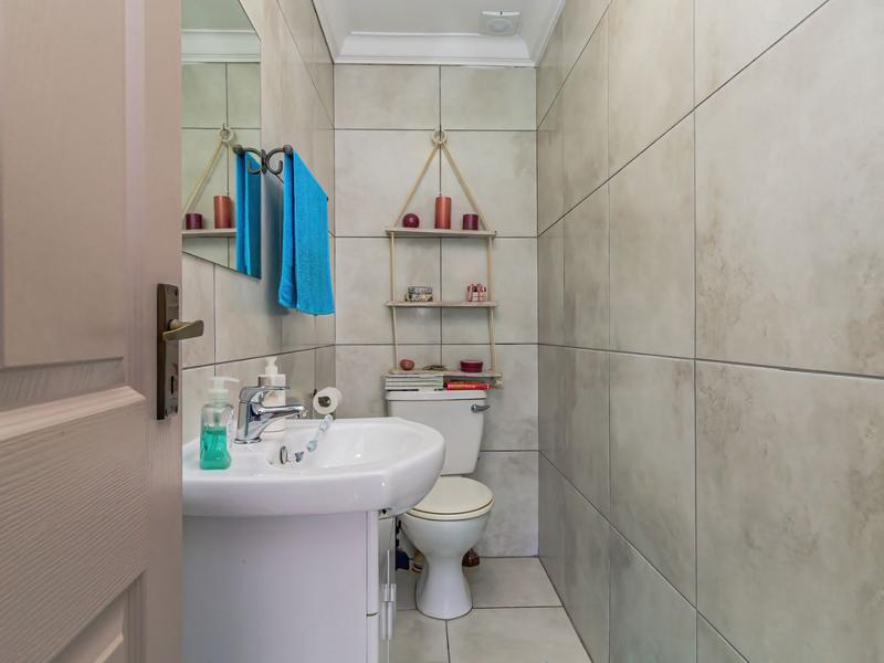 3 Bedroom Property for Sale in Diaz Western Cape